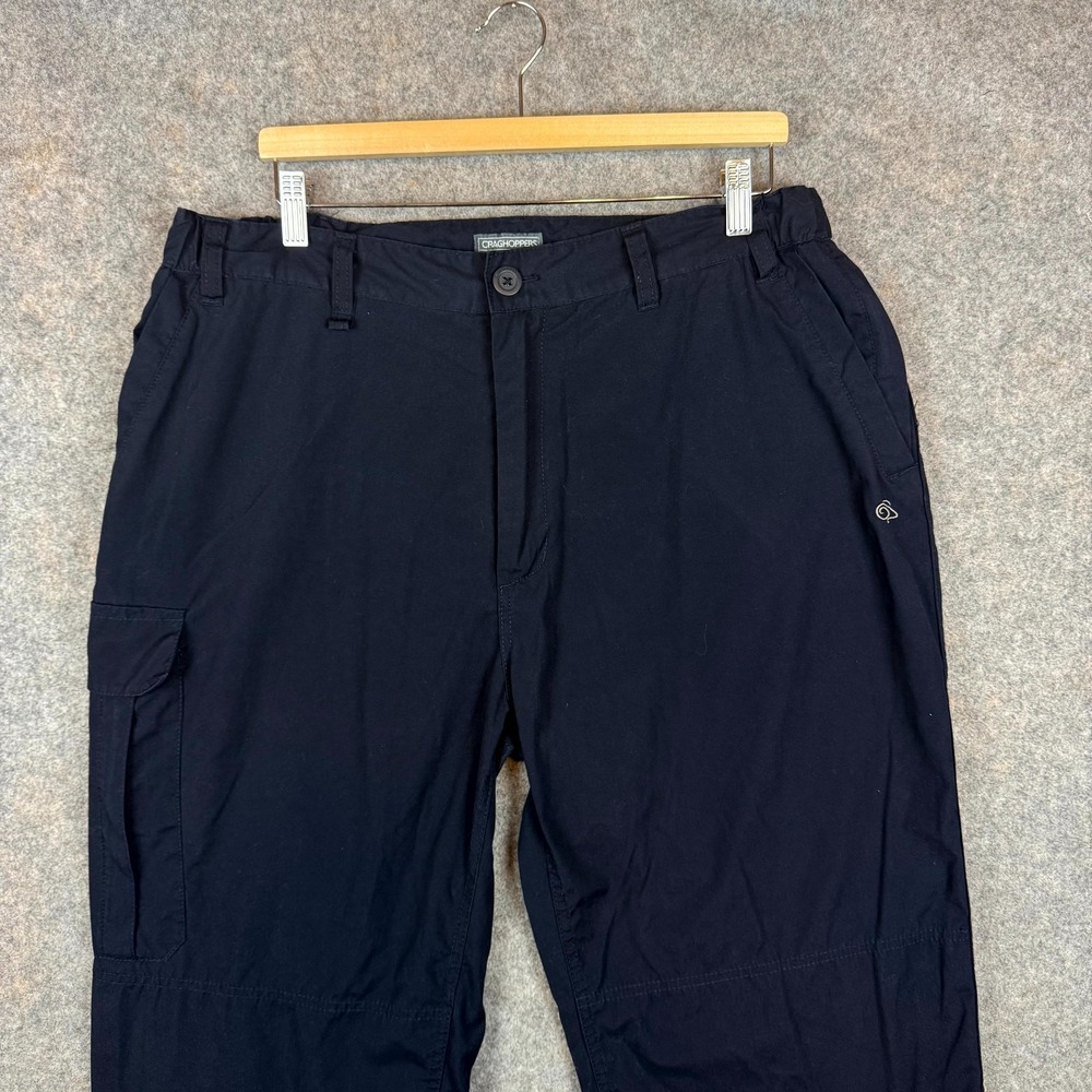 Craghoppers Kiwi Classic Pants Men 38S Black Cotton Cargo Pockets Hiking Outdoor - Picture 2 of 12